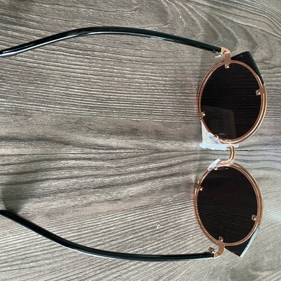 Women’s cat eye sunglasses - Picture 2 of 7